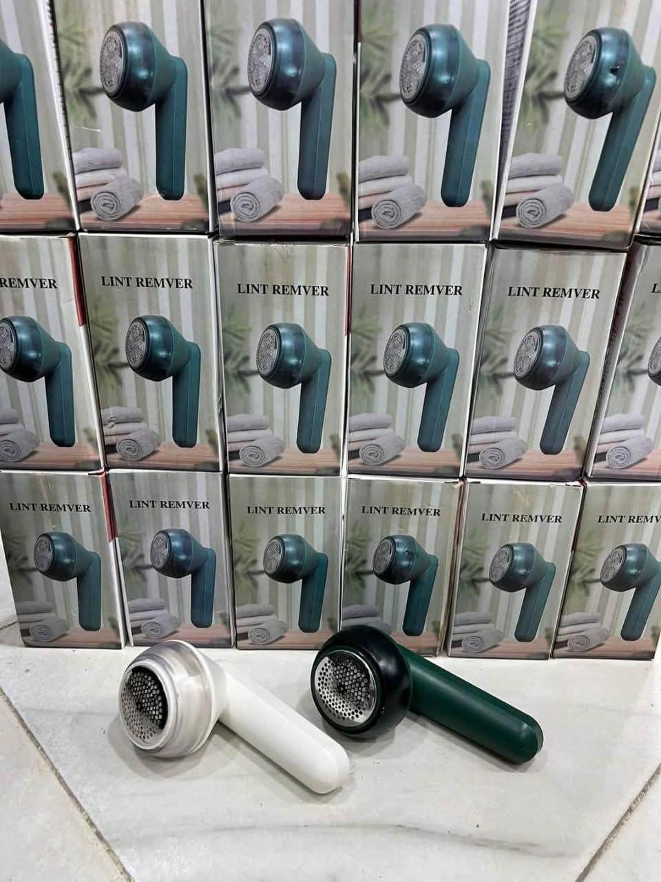 مزيل الوبر للملابس الكهربائي